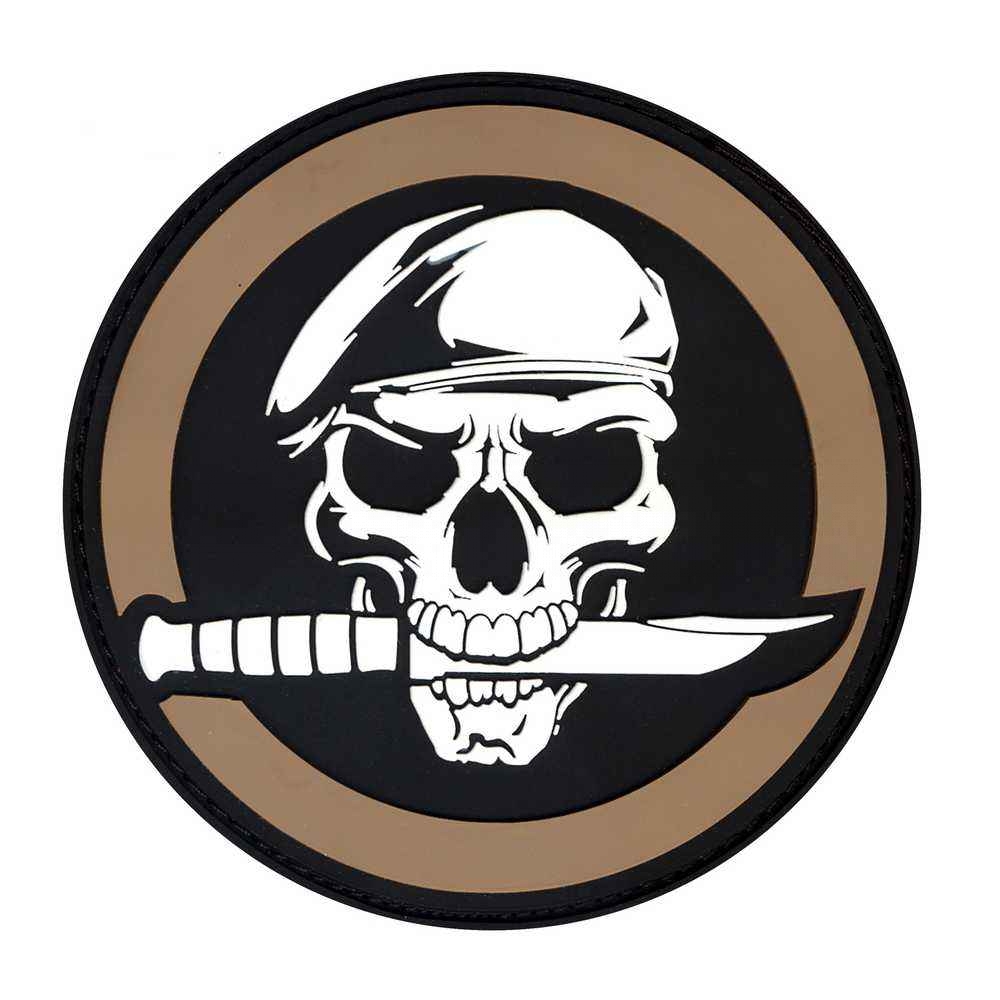 Нашивка Rothco PVC "Military Skull & Knife" Morale Patch